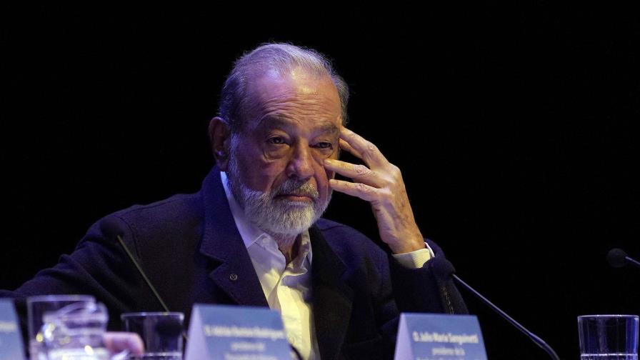 Carlos Slim apuesta por jornada laboral de 12 horas durante tres días y subir jubilación a 75 años.