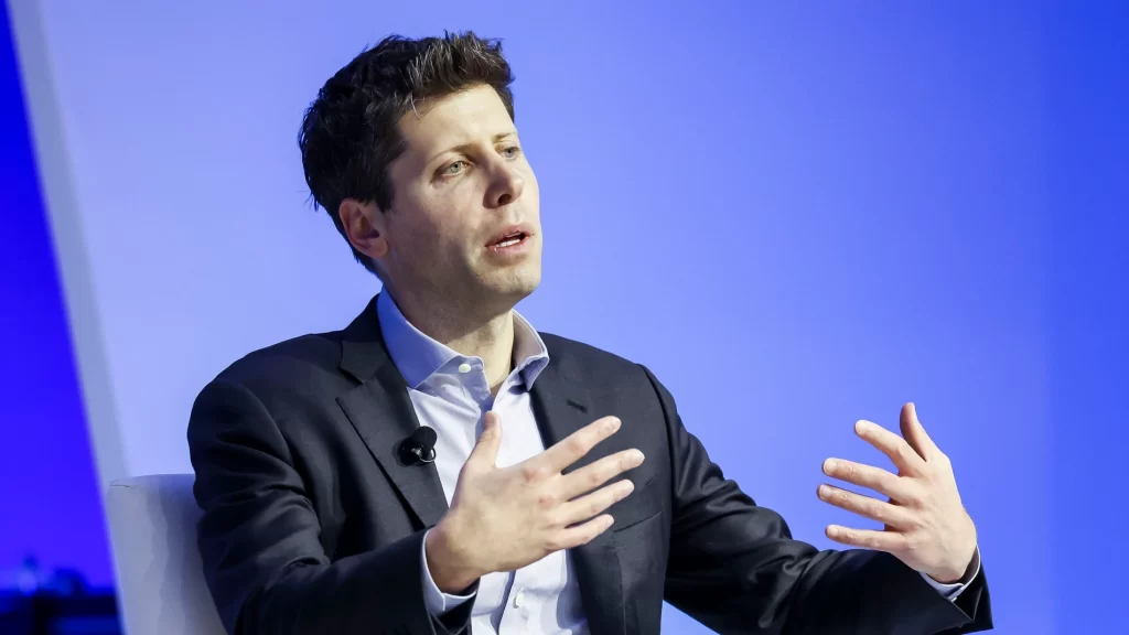 Sam Altman regresa a OpenAI en un extraño giro en los acontecimientos.